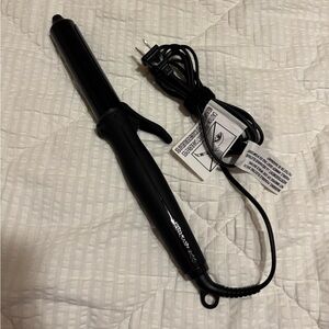 Kristin ESS-NANOBLACK 1.25" Ceramic Curling Iron